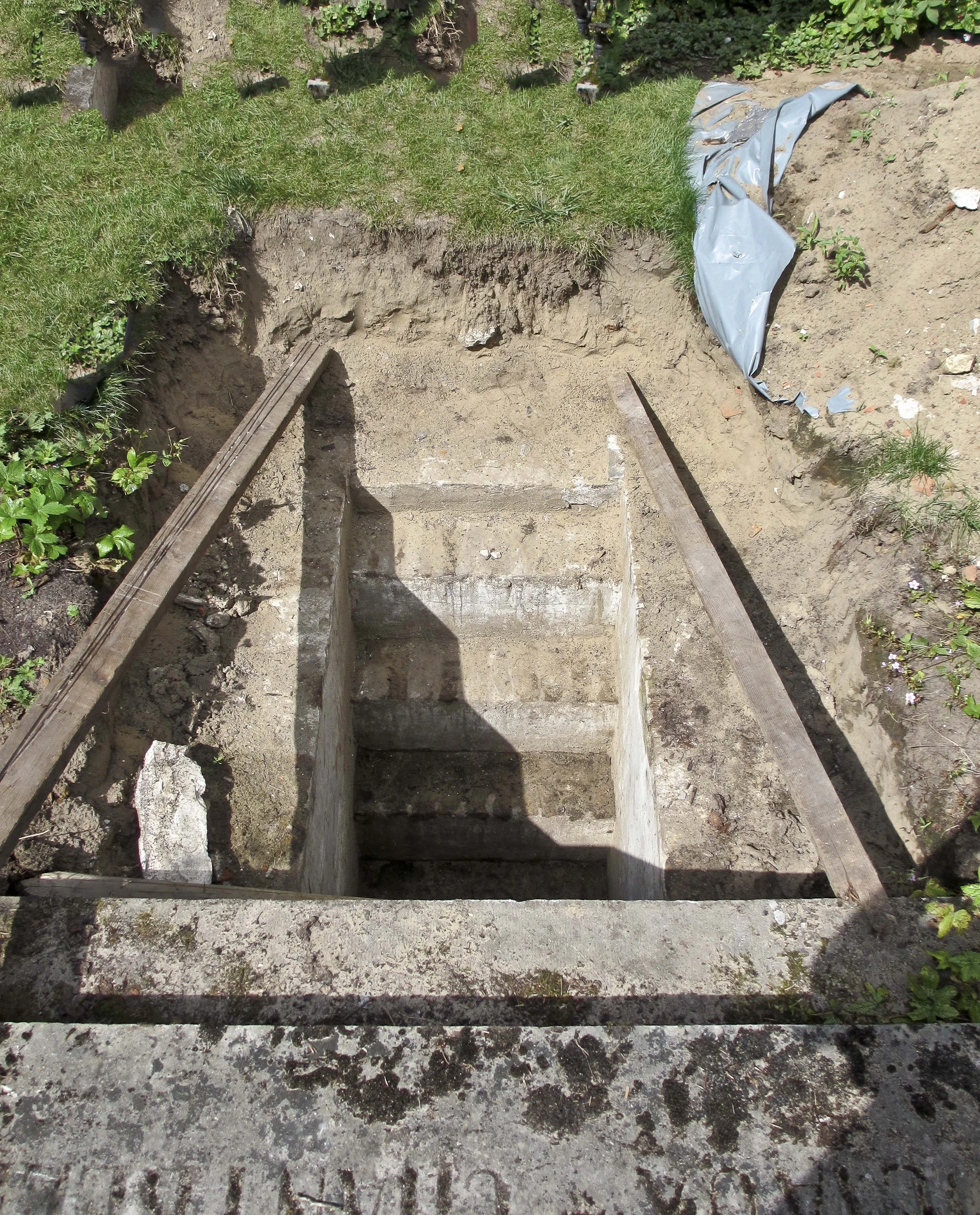 Keldertrappen grafkelder Devaux-Chantrell